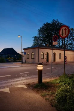 Bysted Pullert fra<Louis Poulsen Hot