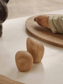 Cairn Salt & Pepper Shakers fra<Ferm Living Discount