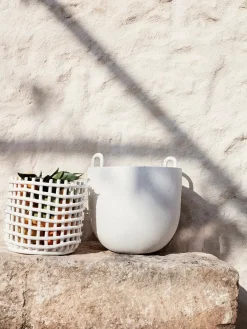 Ceramic Basket, oval fra<Ferm Living