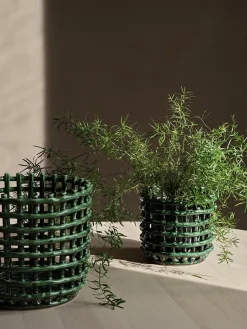 Ceramic Basket, small fra<Ferm Living Online