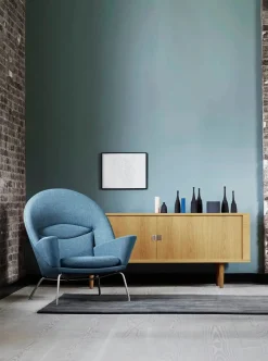 CH825 Credenza Skænk af Hans J. Wegner<Carl Hansen & Søn Online