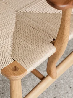 CH22 Loungestol af Hans J. Wegner<Carl Hansen & Søn Online