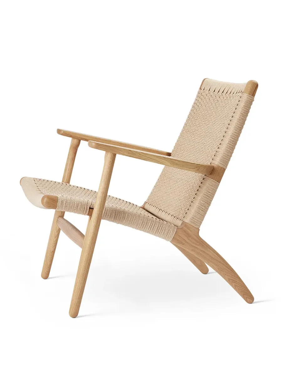 CH25 Loungestol, eg hvidolie af Hans J. Wegner<Carl Hansen & Søn New
