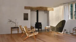 CH25 Loungestol, eg olie af Hans J. Wegner<Carl Hansen & Søn Hot