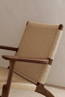 CH25 Loungestol, eg olie af Hans J. Wegner<Carl Hansen & Søn Hot