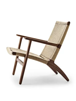 CH25 Loungestol, valnød olie af Hans J. Wegner<Carl Hansen & Søn Hot