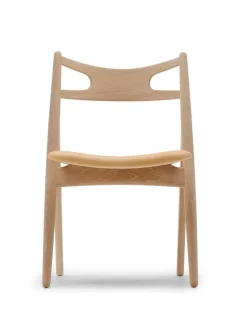 CH29 Savbukstolen i bøg af Hans J. Wegner<Carl Hansen & Søn Online
