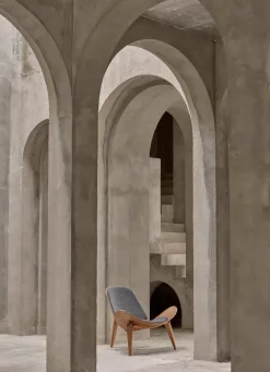 CH07 Skalstol, eg olie/Loke 7748 af Hans J. Wegner<Carl Hansen & Søn