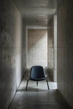 CH07 Skalstol, eg olie/Loke 7748 af Hans J. Wegner<Carl Hansen & Søn