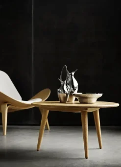 CH07 Skalstol, farvet af Hans J. Wegner<Carl Hansen & Søn New