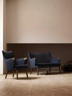 CH72 Sofa af Hans J. Wegner<Carl Hansen & Søn New