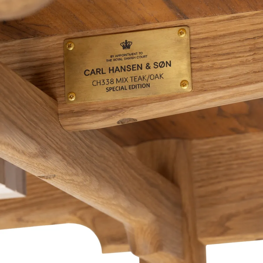 CH338 Spisebord fra<Carl Hansen & Søn Hot