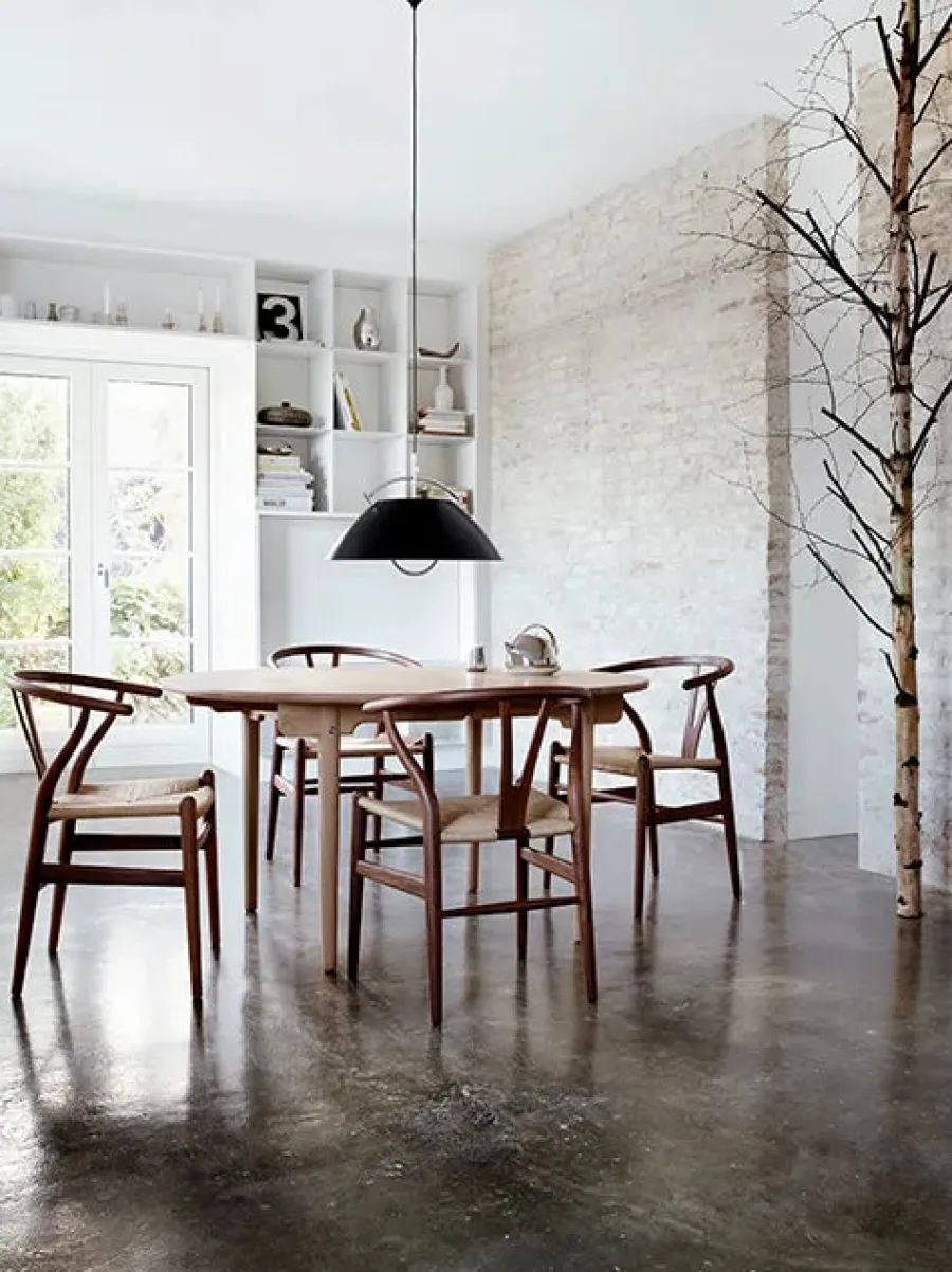 CH338 Spisebord, Teak Mix Special Edition inkl. 1 tillægsplade fra<Carl Hansen & Søn