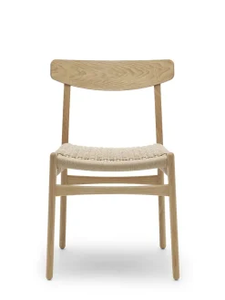 CH23 Spisestol, valnød olie af Hans J. Wegner<Carl Hansen & Søn Discount