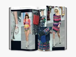 Chanel Catwalk bog fra<New Mags Online
