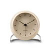 City Hall Bordur, sandy beige af Arne Jacobsen<Arne Jacobsen Clocks New