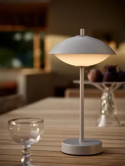 Clam Portable Lamp fra<Fritz Hansen Clearance