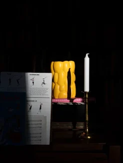 Cloud Vase, freesia yellow fra<raawii New