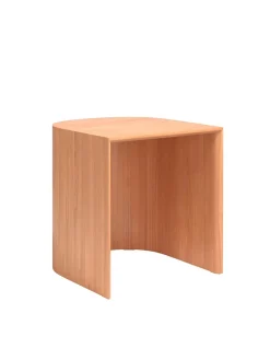 CM210 Taburet, kirsebærtræ af Cecilie Manz<Fritz Hansen