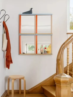 Colour Frame Mirror, small fra<Vitra Outlet