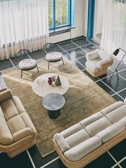 Copacabana Lounge Chair, black semi matt fra<GUBI Clearance