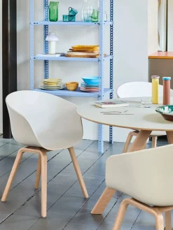 Copenhague CPH20 Bord, Ø120 cm fra<HAY Online