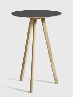 Copenhague CPH20 Bord, Ø70 cm fra<HAY Clearance