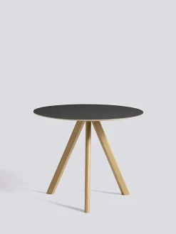 Copenhague CPH20 Bord, Ø70 cm fra<HAY Clearance