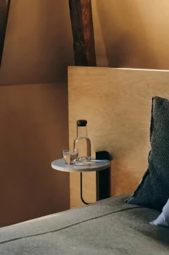 Corbel Shelf fra<Audo Copenhagen Clearance