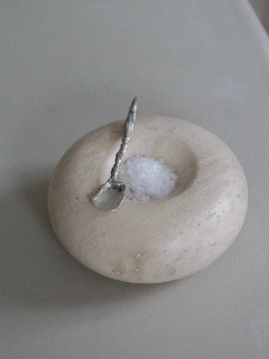 Cosmos Object Ø 12 cm, travertin fra<Wabi Sabi Nordic Online