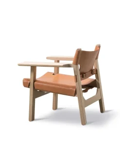 Den Spanske Stol i mørkebrun læder, Røget eg olie af Børge Mogensen<Fredericia Furniture Best