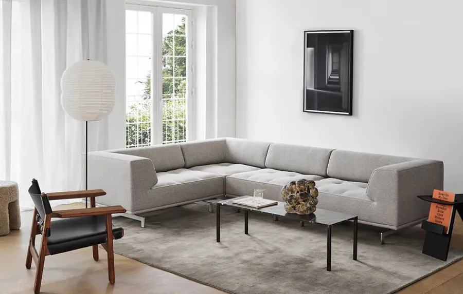 Den Spanske Stol i mørkebrun læder, Røget eg olie af Børge Mogensen<Fredericia Furniture Best