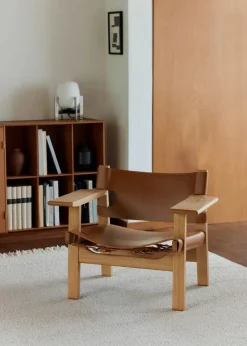 Den Spanske Stol i sort læder, eg sort lak af Børge Mogensen<Fredericia Furniture Hot