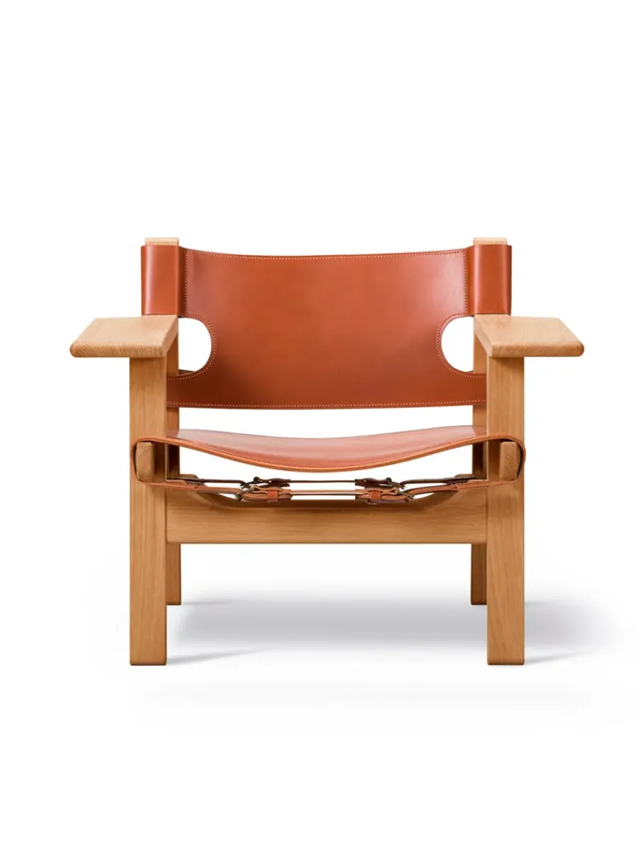 Den Spanske Stol i sort læder, eg sæbe af Børge Mogensen<Fredericia Furniture Sale