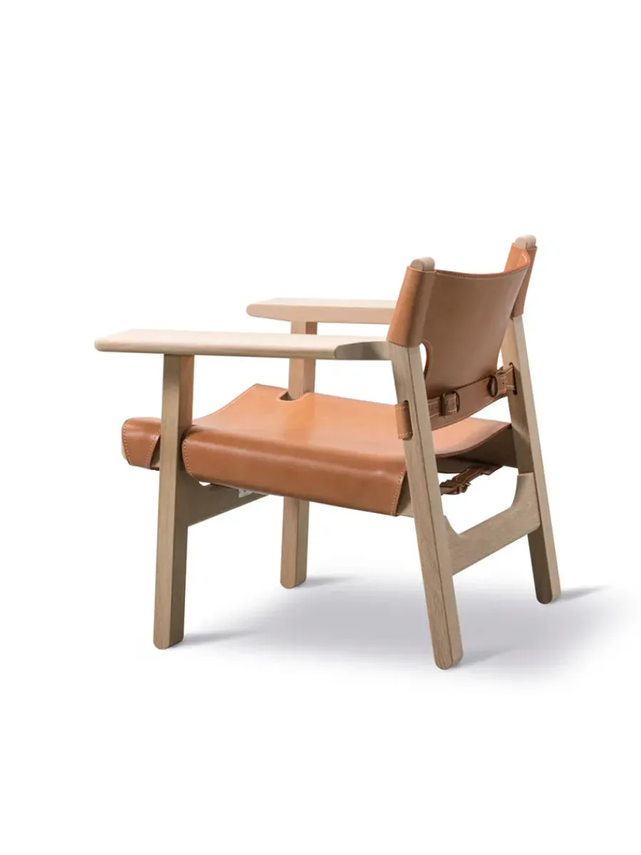 Den Spanske Stol i sort læder, røget eg olie af Børge Mogensen<Fredericia Furniture Clearance