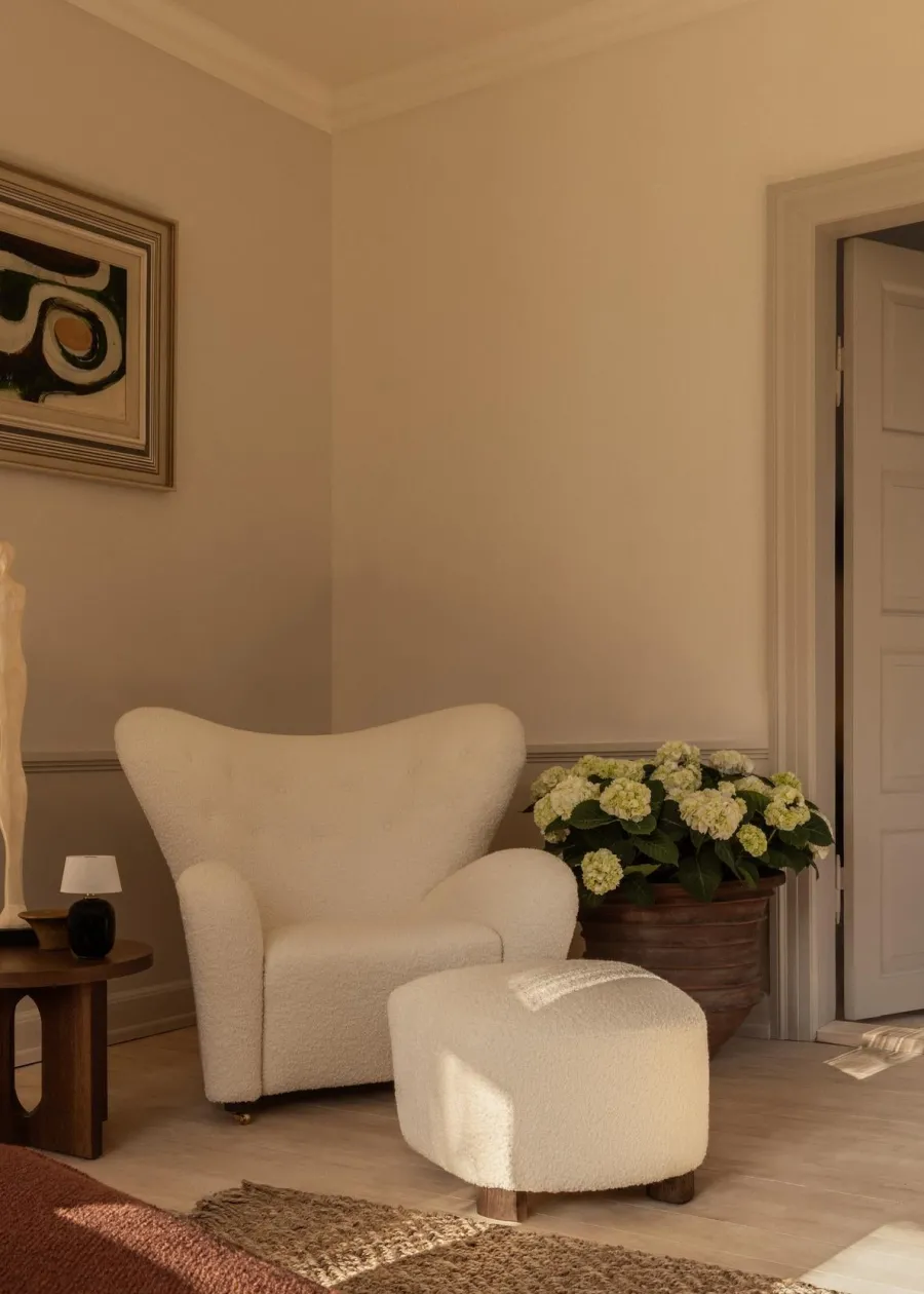 Den Trætte Mand fodskammel, Baena 95 fra<Audo Copenhagen New