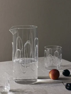 Doodle Carafe fra<Ferm Living