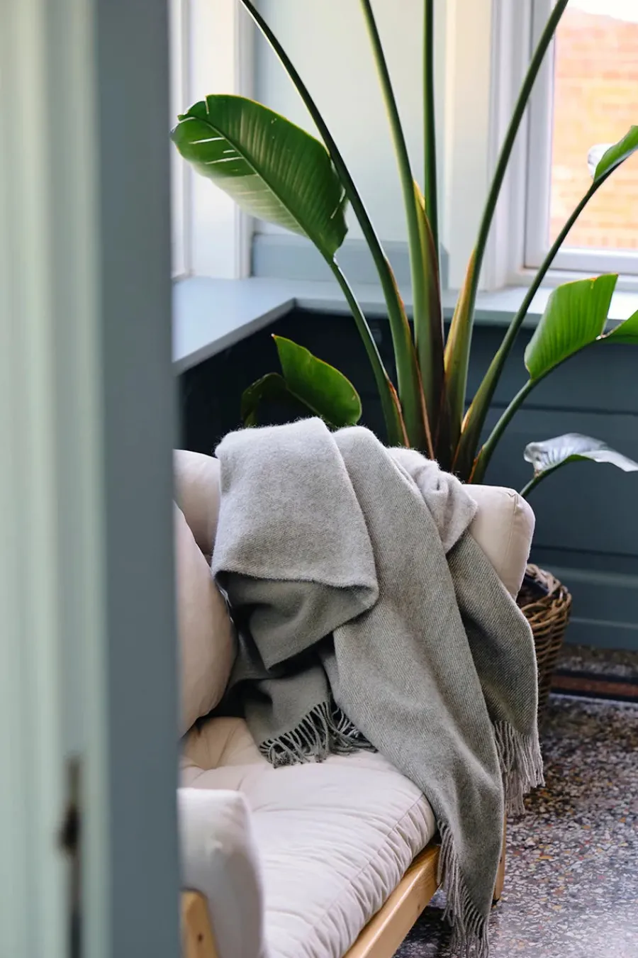 Drejø Plaid, grey mix fra<Silkeborg Uldspinderi Discount