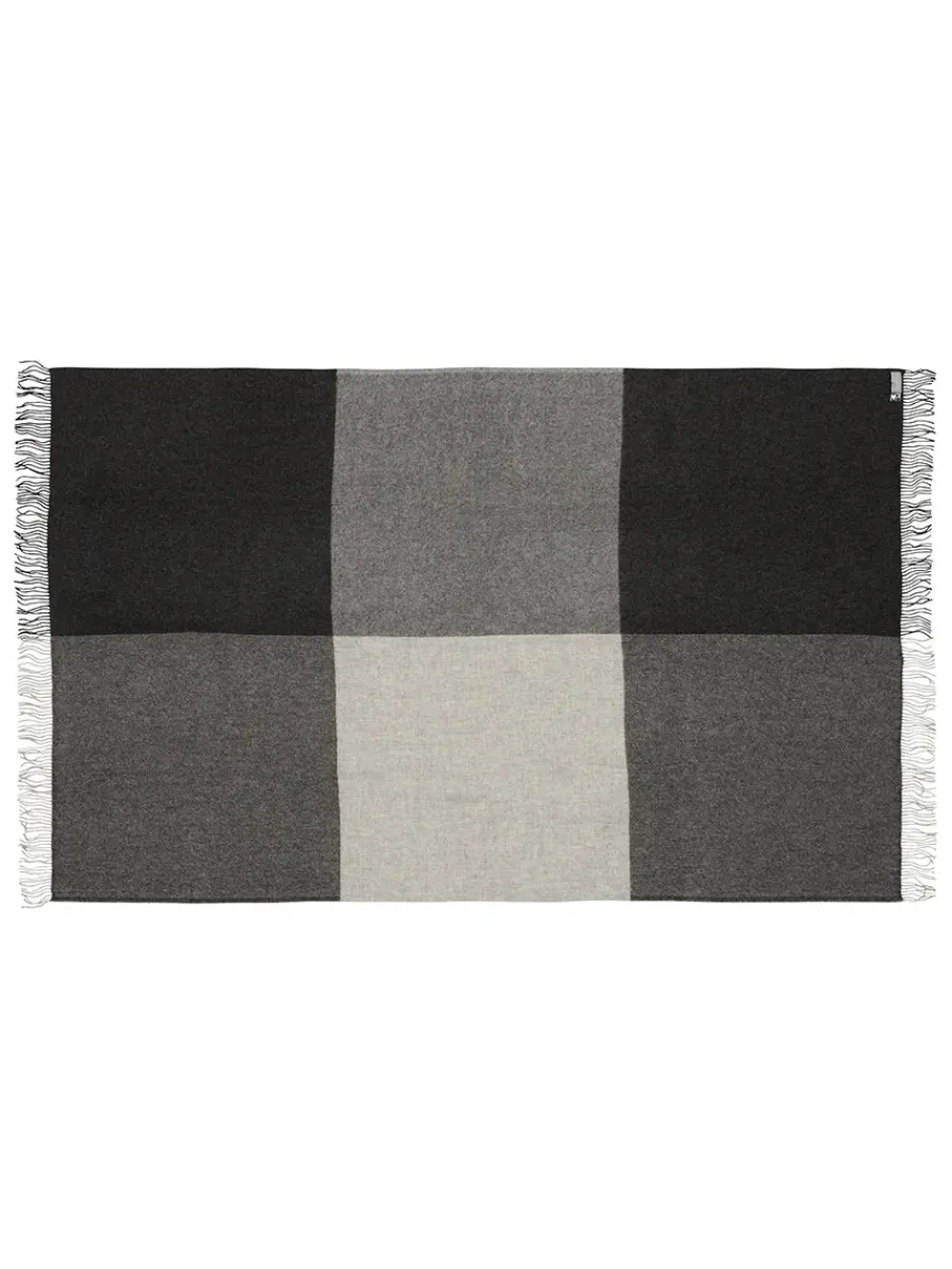 Drejø Plaid, grey mix fra<Silkeborg Uldspinderi Discount