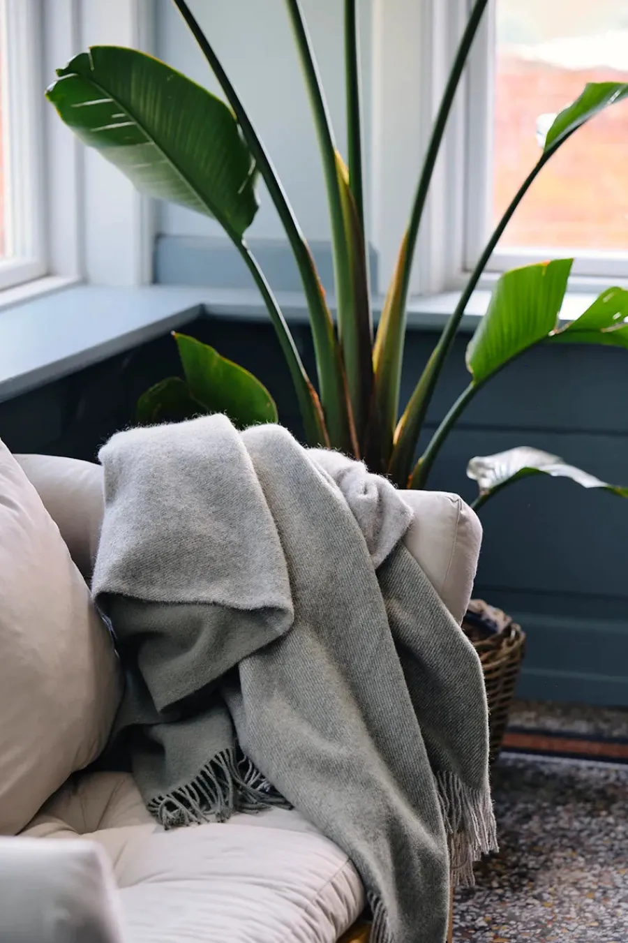 Drejø Plaid, grey mix fra<Silkeborg Uldspinderi Discount