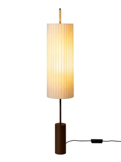 Dórica Gulvlampe fra Santa and Cole<Santa & Cole