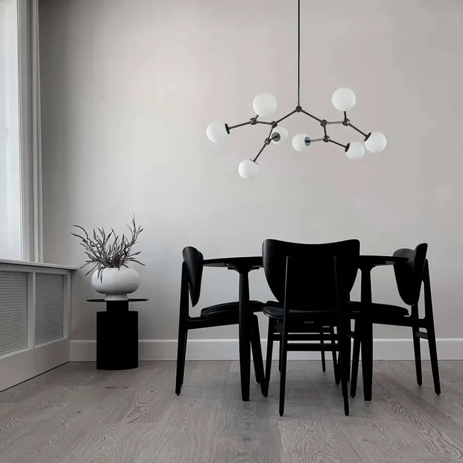Drop Bulp Chandelier, mini grey fra<101 Copenhagen Clearance