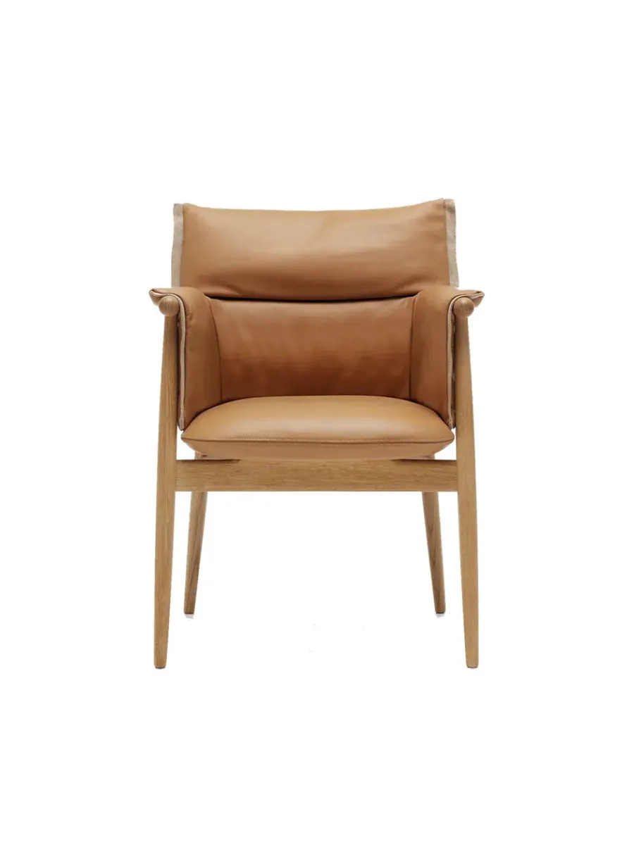 E005 Embrace Chair af EOOS<Carl Hansen & Søn Clearance