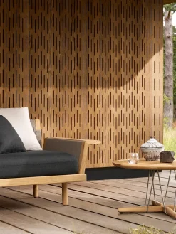 E023 Embrace Loungebord fra<Carl Hansen & Søn New