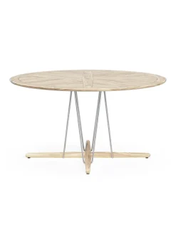 E022 Havebord, Ø140 fra<Carl Hansen & Søn