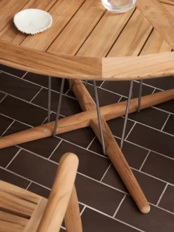 E022 Havebord, Ø110 fra<Carl Hansen & Søn Best