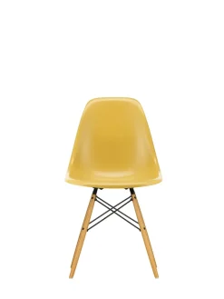 Eames Fiberglass Chair DSW, lys ahorn fra<Vitra Online