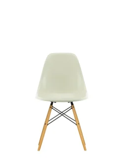 Eames Fiberglass Chair DSW, lys ahorn fra<Vitra Online