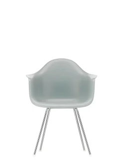 Eames Plastic Armchair DAX, forkromet fra<Vitra Online