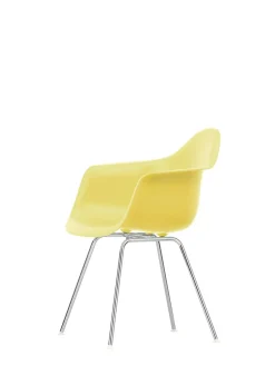 Eames Plastic Armchair DAX, forkromet fra<Vitra Online